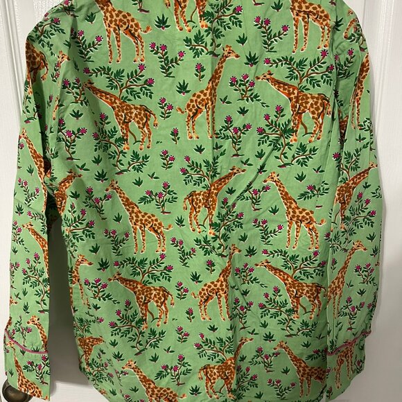 Printfresh long pajama set in Grazing Giraffes, Size Small - Picture 2 of 5